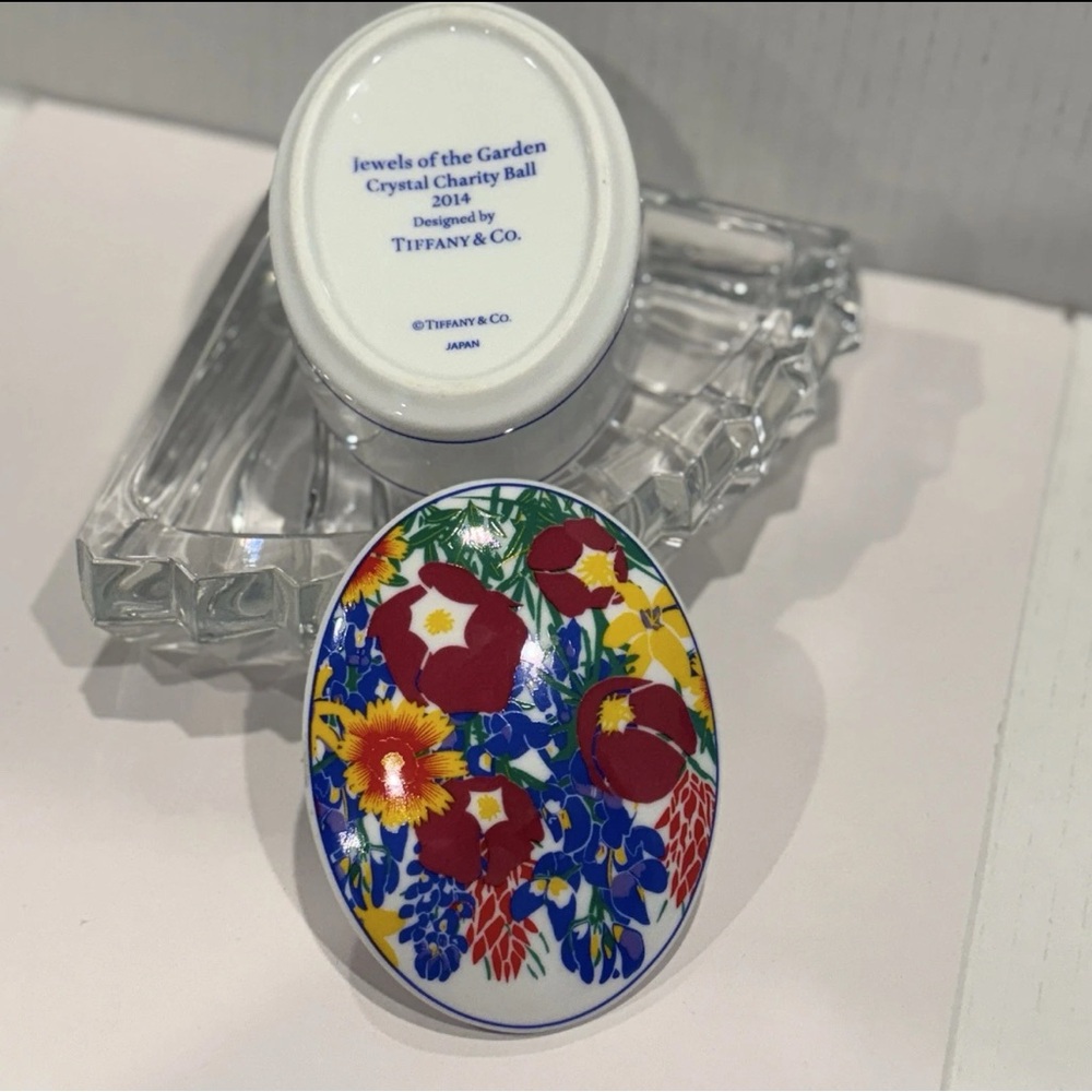 “Tiffany & Co. ‘Jewels of the Garden’ 2014 Collector’s Porcelain Box”